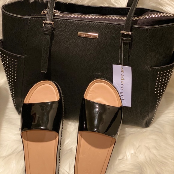 Madden girl tote bag with UGG sandals - Picture 3 of 4